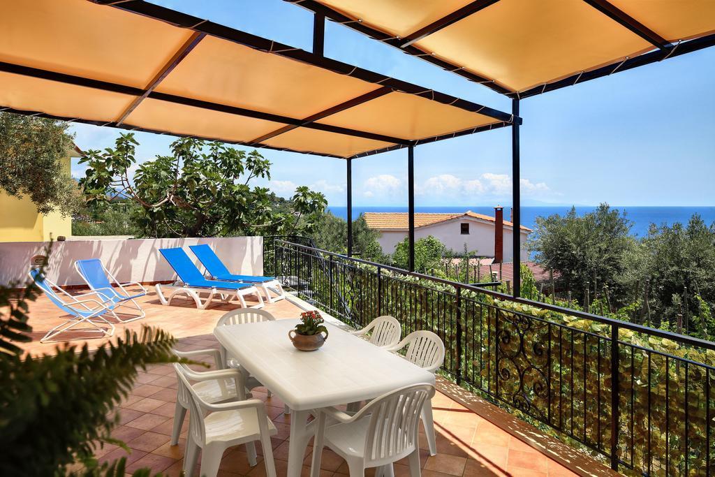 Matisse Nerano By Gocce Apartman Marina del Cantone Kültér fotó