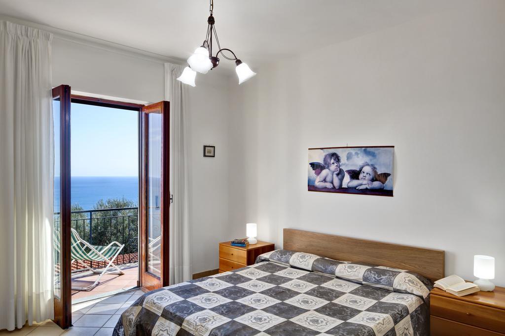Matisse Nerano By Gocce Apartman Marina del Cantone Szoba fotó